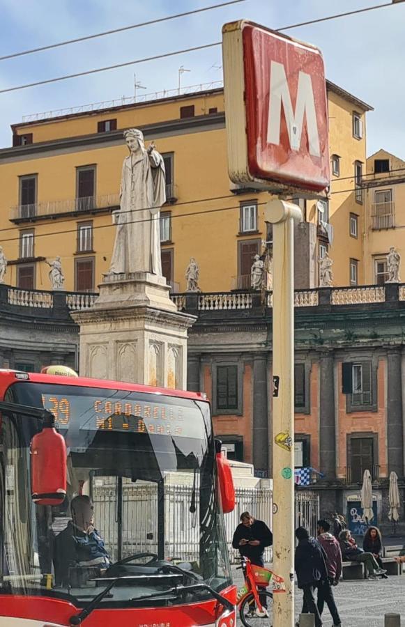 Metrodante Neapel Exterior foto